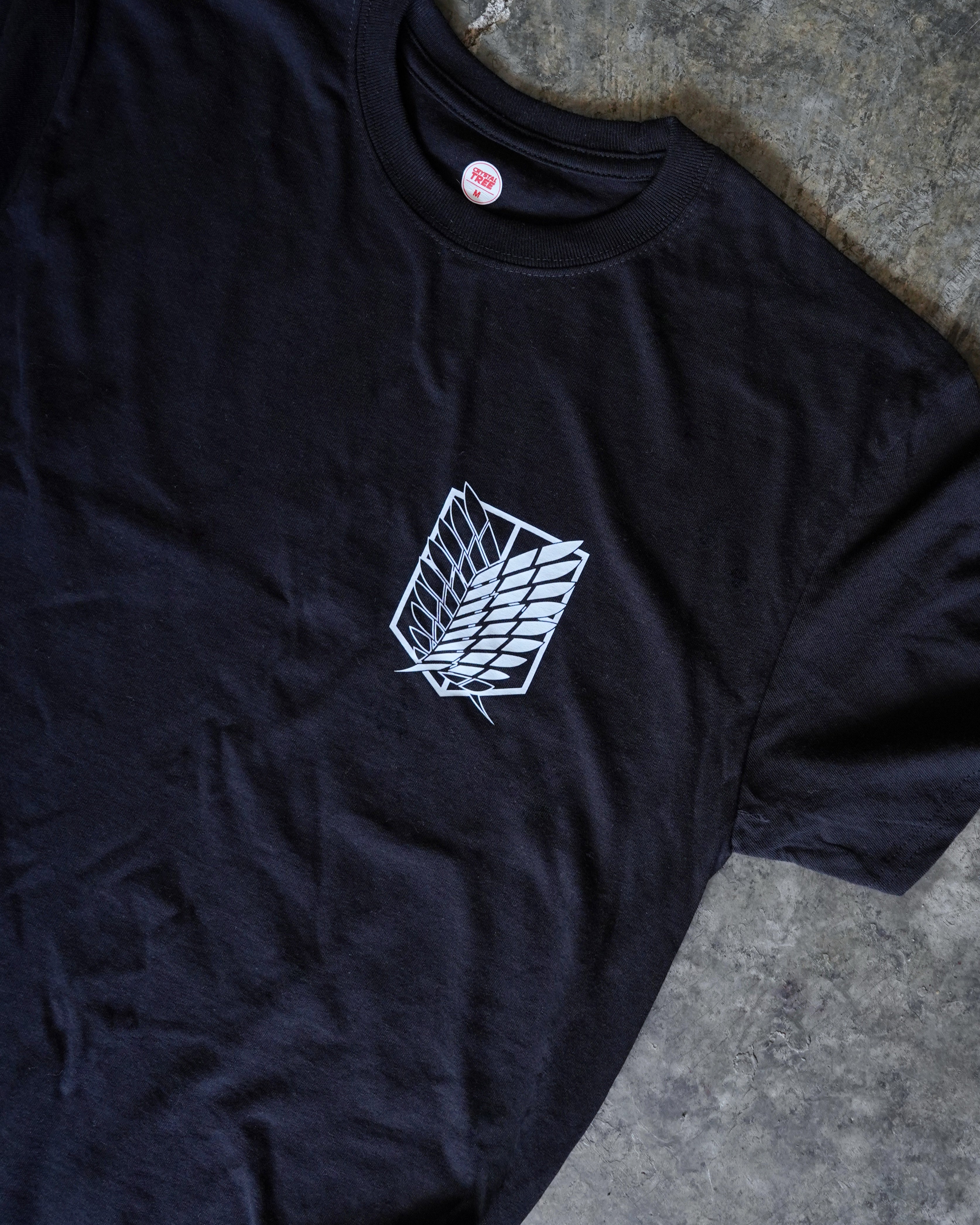 Camisa Attack on Titan