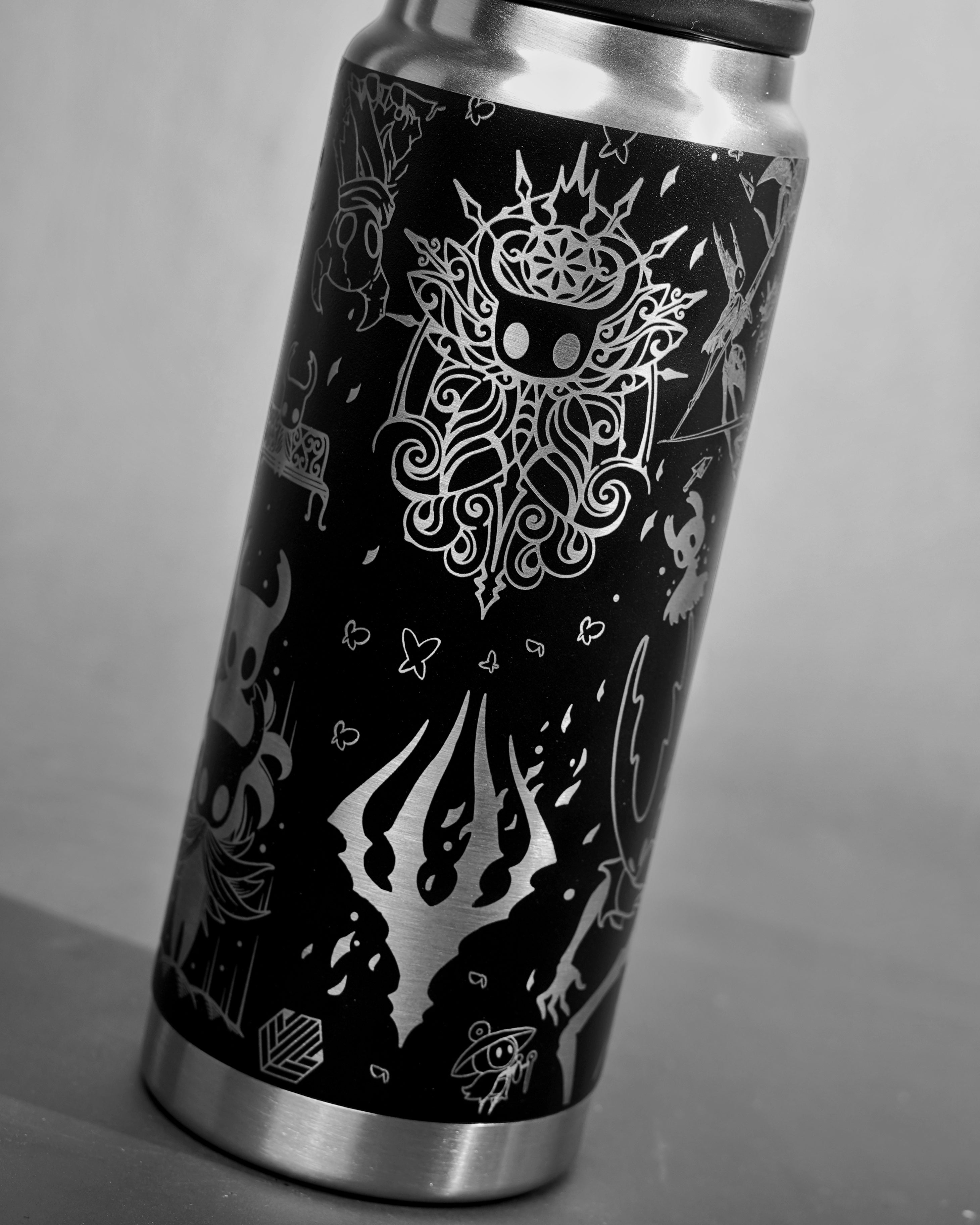 Botella térmica Hollow Knight