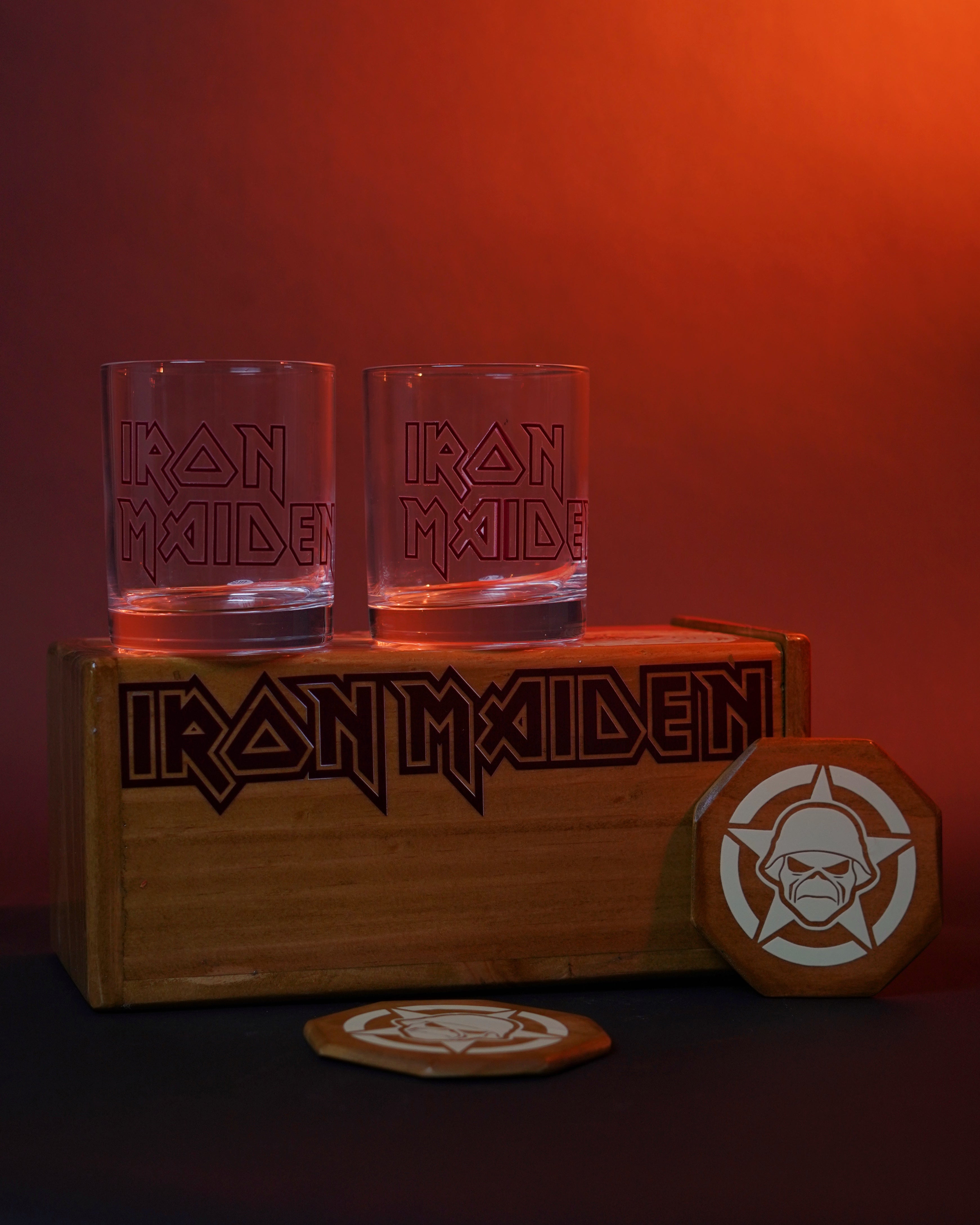 Set 2 Whiskeros Iron Maiden