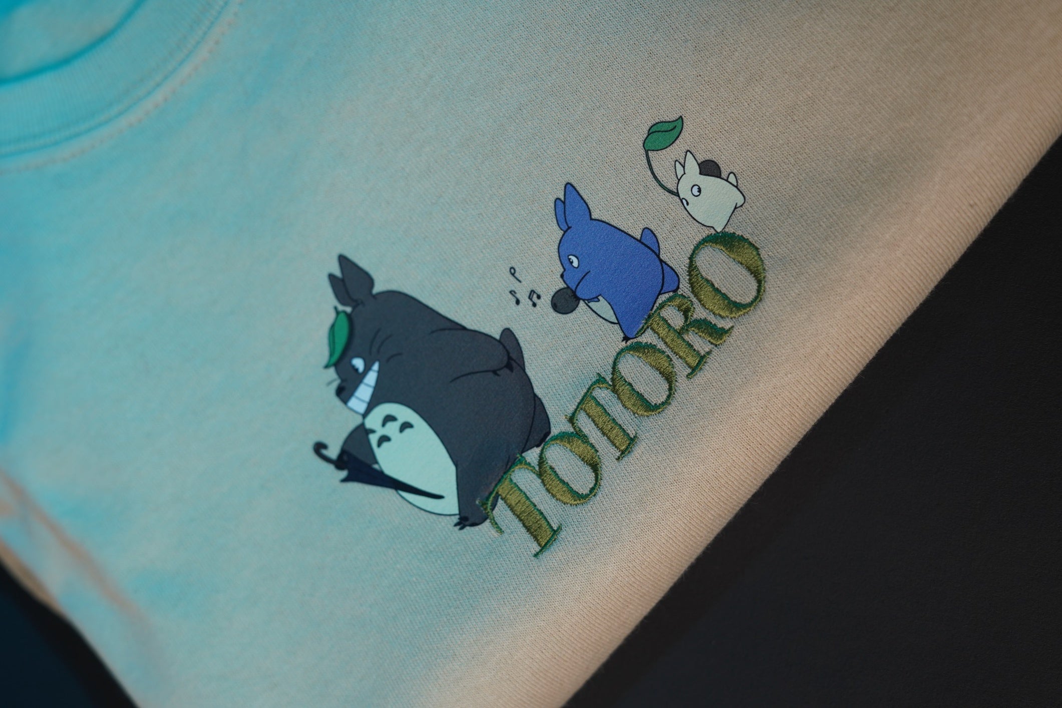 Camisa Mi Vecino Totoro de Studio Ghibli